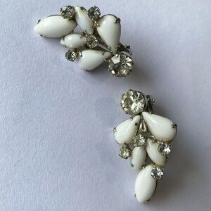 Vintage Weiss Silver Tone Clip on earrings with milk glass and rhinestones
